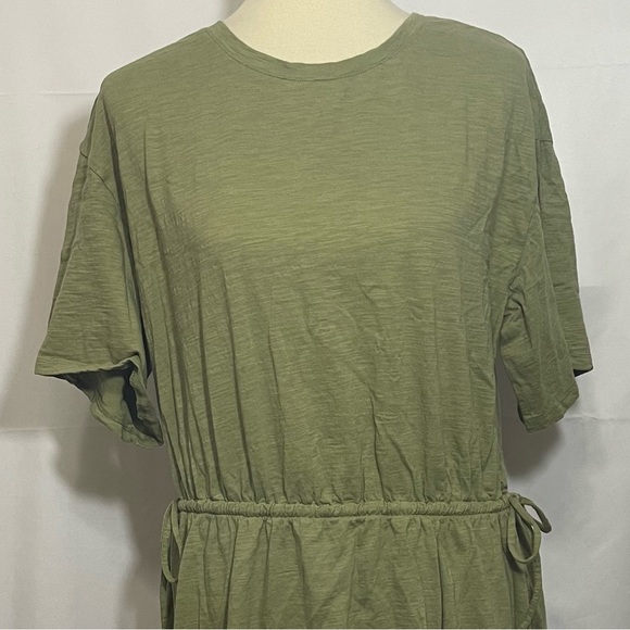 Old Navy Cinched Waist Short Sleeve T-Shirt Dress - Picture 8 of 12